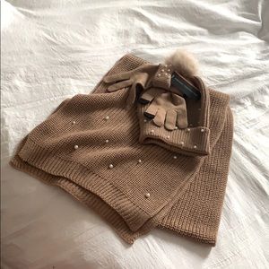 NWT Winter Accessories Set